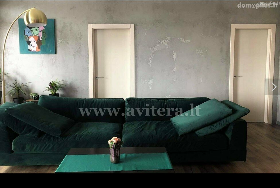 3 rooms apartment for sell Klaipėdoje, Centre, Dariaus ir Girėno g.