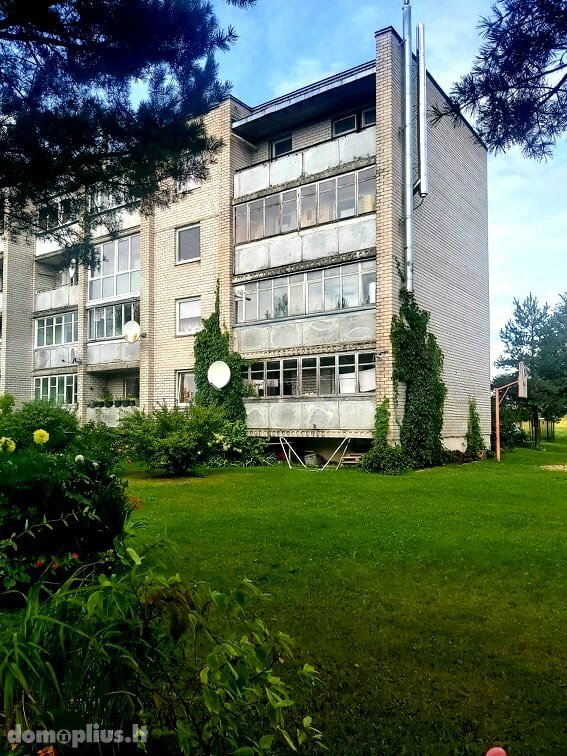 Продается 3 комнатная квартира Rokiškio rajono sav., Kavoliškyje, Komaro g.