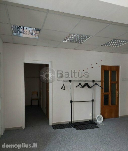 Parduodamas 4 kambarių butas Klaipėdoje, Bandužiuose, Budelkiemio g.