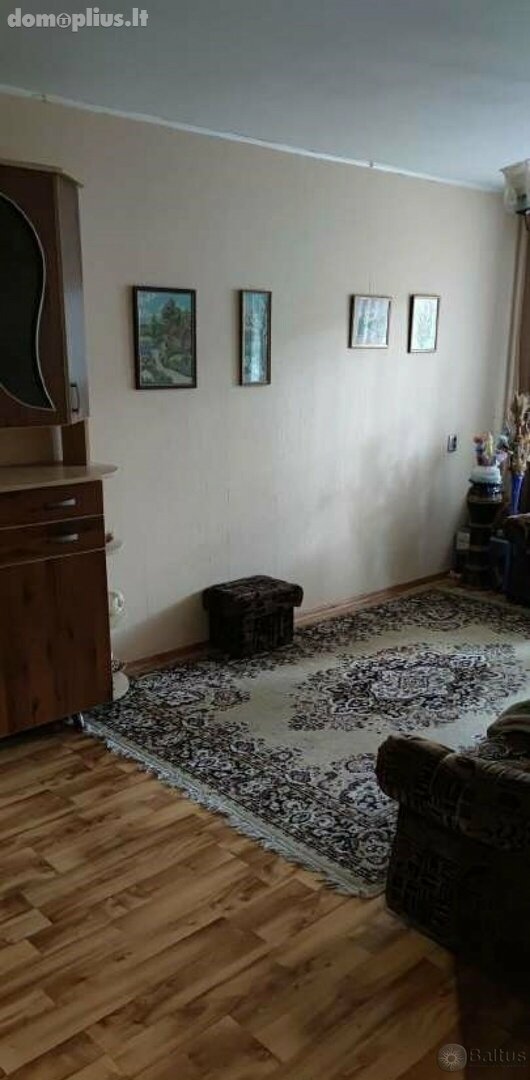 Parduodamas 3 kambarių butas Klaipėdoje, Naujakiemyje, Gedminų g.