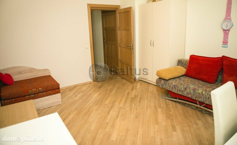 3 rooms apartment for sell Klaipėdoje, Melnragėje, Palangos g.