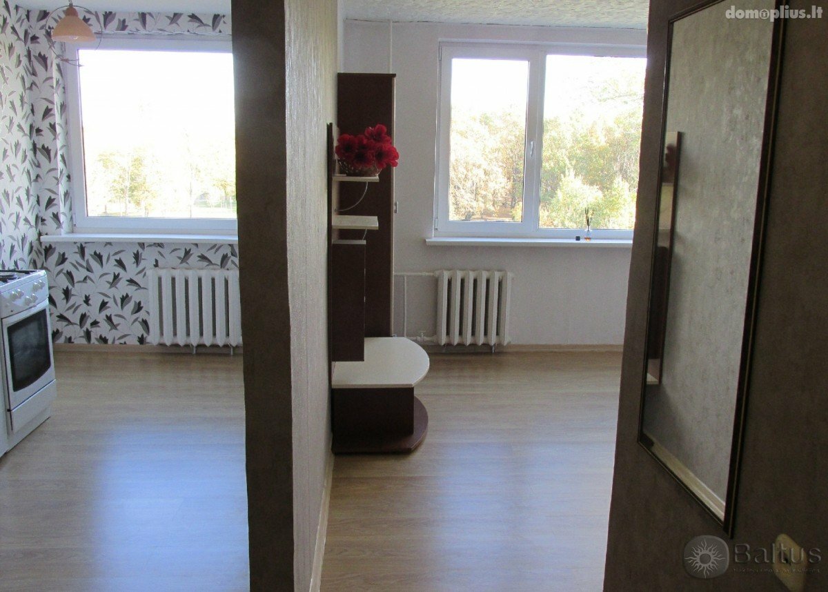 Продается 1 комнатная квартира Klaipėdoje, Centre, Paryžiaus Komunos g.