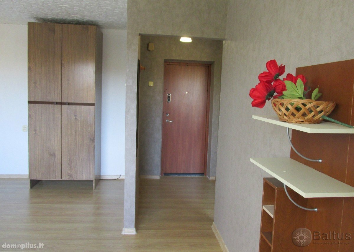 1 room apartment for sell Klaipėdoje, Centre, Paryžiaus Komunos g.
