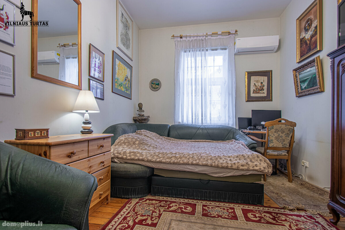 3 rooms apartment for sell Vilniuje, Naujamiestyje, P. Skorinos g.