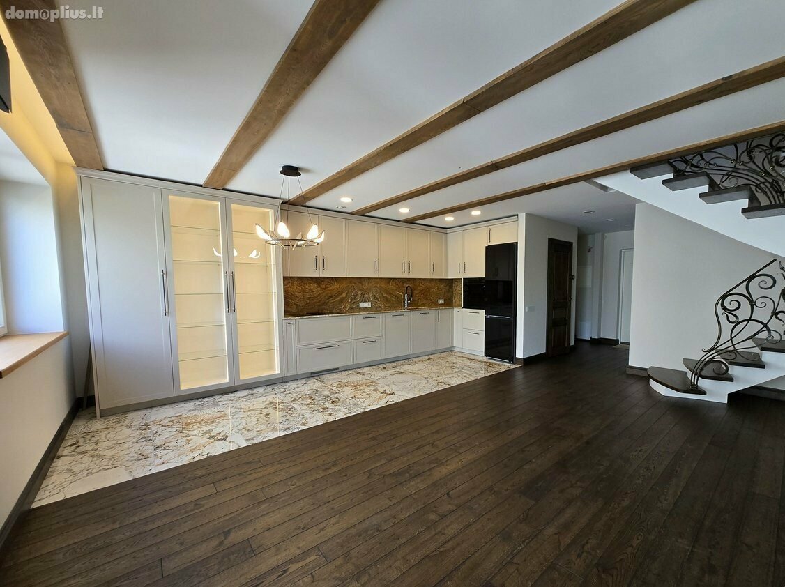 3 rooms apartment for sell Klaipėdoje, Centre, Žvejų g.