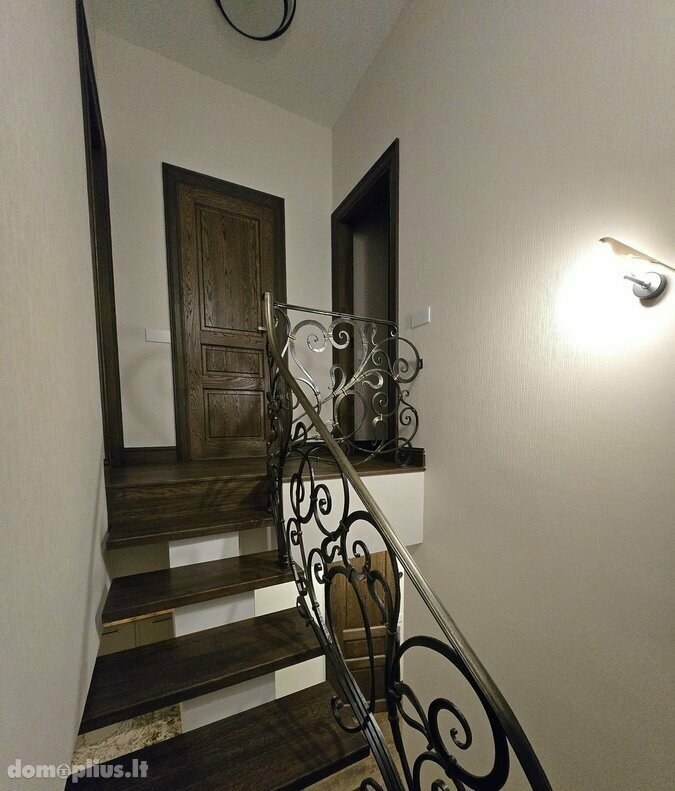 3 rooms apartment for sell Klaipėdoje, Centre, Žvejų g.