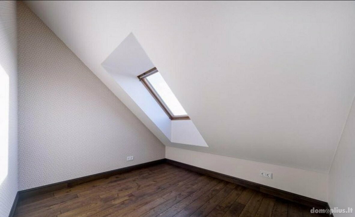 3 rooms apartment for sell Klaipėdoje, Centre, Žvejų g.
