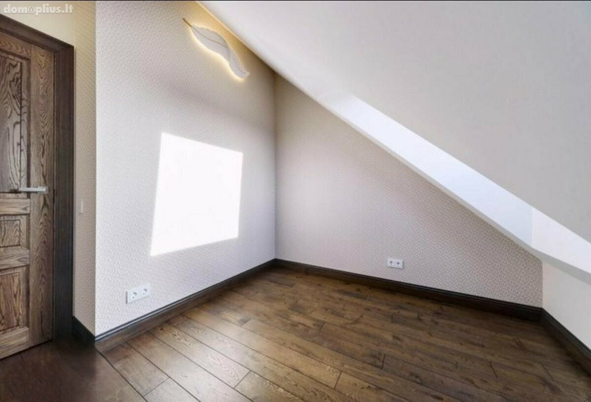 3 rooms apartment for sell Klaipėdoje, Centre, Žvejų g.