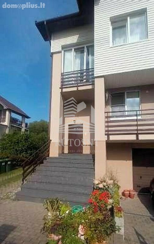 Parduodamas 3 kambarių butas Klaipėdoje, Miško