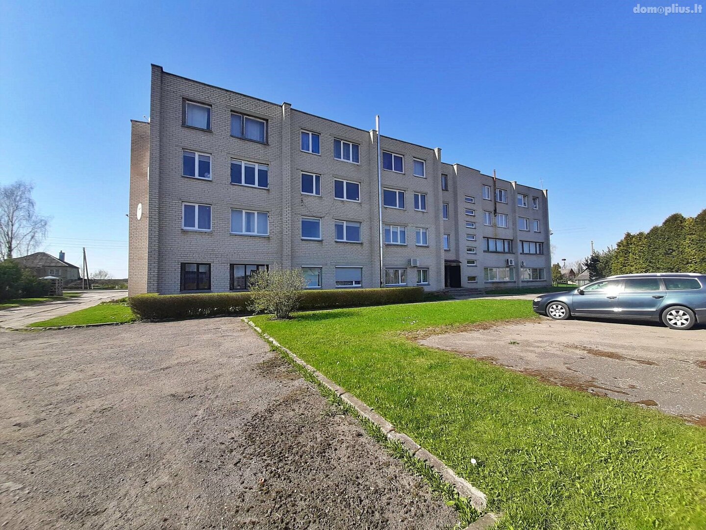 Продается 2 комнатная квартира Joniškio rajono sav., Ziniūnuose, Sodų g.