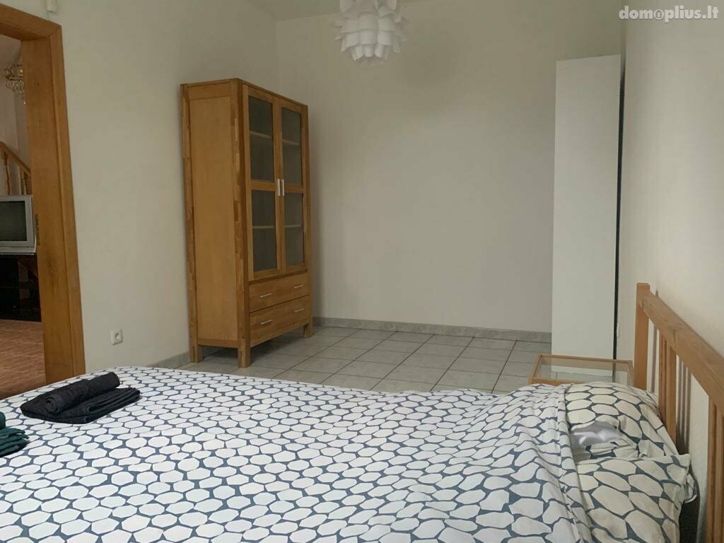 4 rooms apartment for sell Klaipėdoje, Centre, S. Daukanto g.
