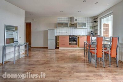 1 room apartment for sell Klaipėdoje, Centre, Medžiotojų g.