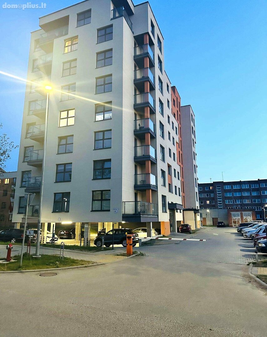 4 rooms apartment for sell Klaipėdoje, Žvejybos uostas, Nidos g.