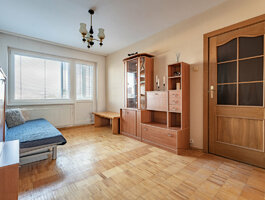 1 room apartment Vilniuje, Karoliniškėse, Algimanto Petro Kavoliuko g.