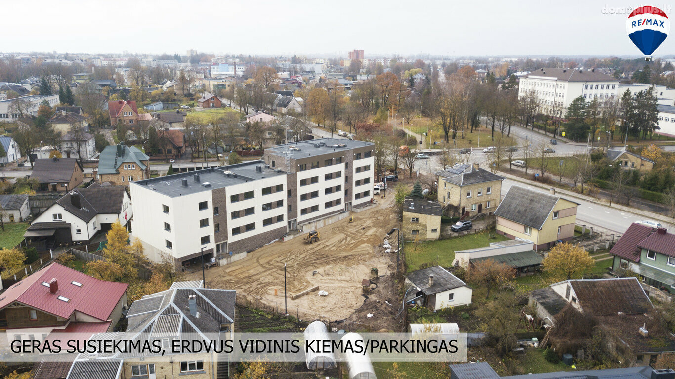 Parduodamas 2 kambarių butas Šiauliuose, Centre, J. Basanavičiaus g.