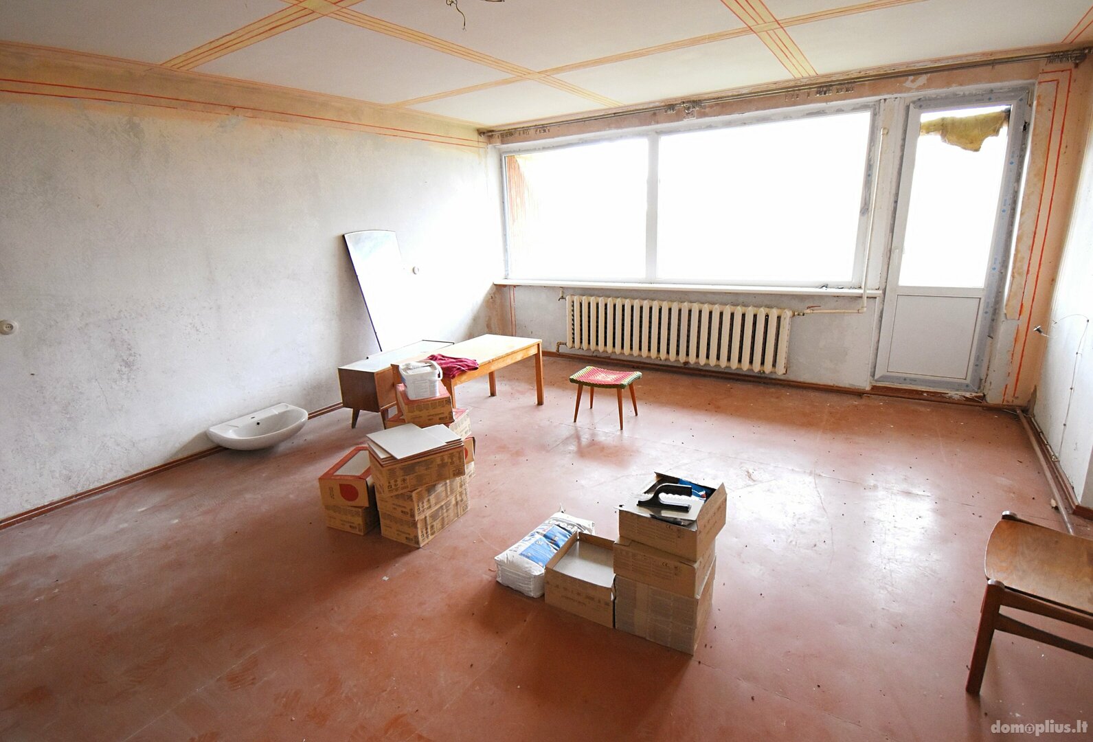 Parduodamas 3 kambarių butas Pakruojo rajono sav., Žeimelyje, Sodų g.