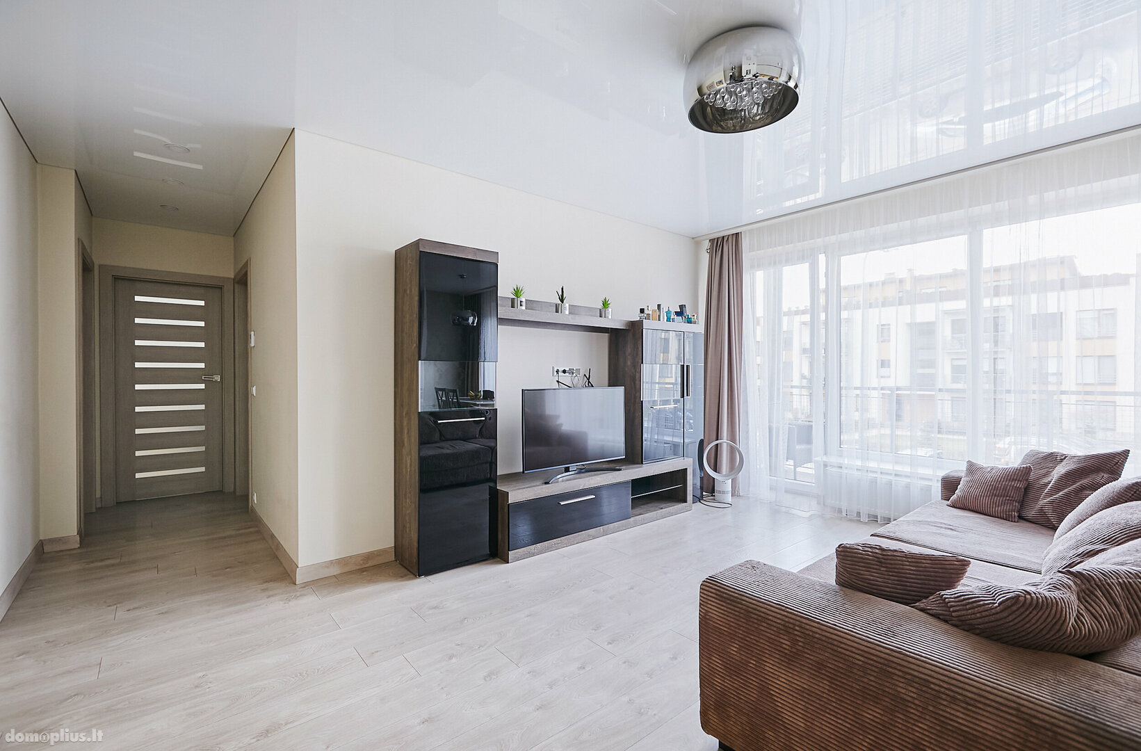 3 rooms apartment for sell Kaune, Kaniūkuose, Įkalnės aklg.