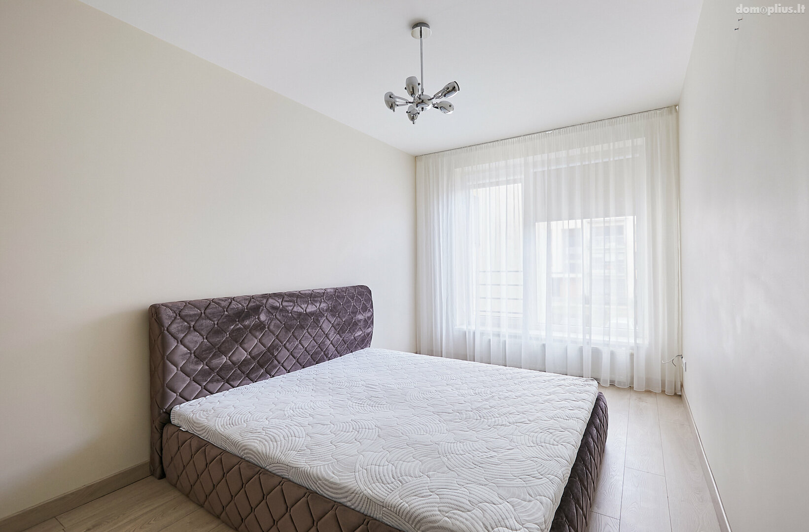 3 rooms apartment for sell Kaune, Kaniūkuose, Įkalnės aklg.