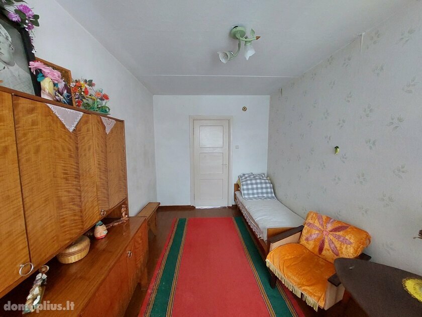Parduodamas 4 kambarių butas Anykščių rajono sav., Ažuožeriuose, Ežero g.