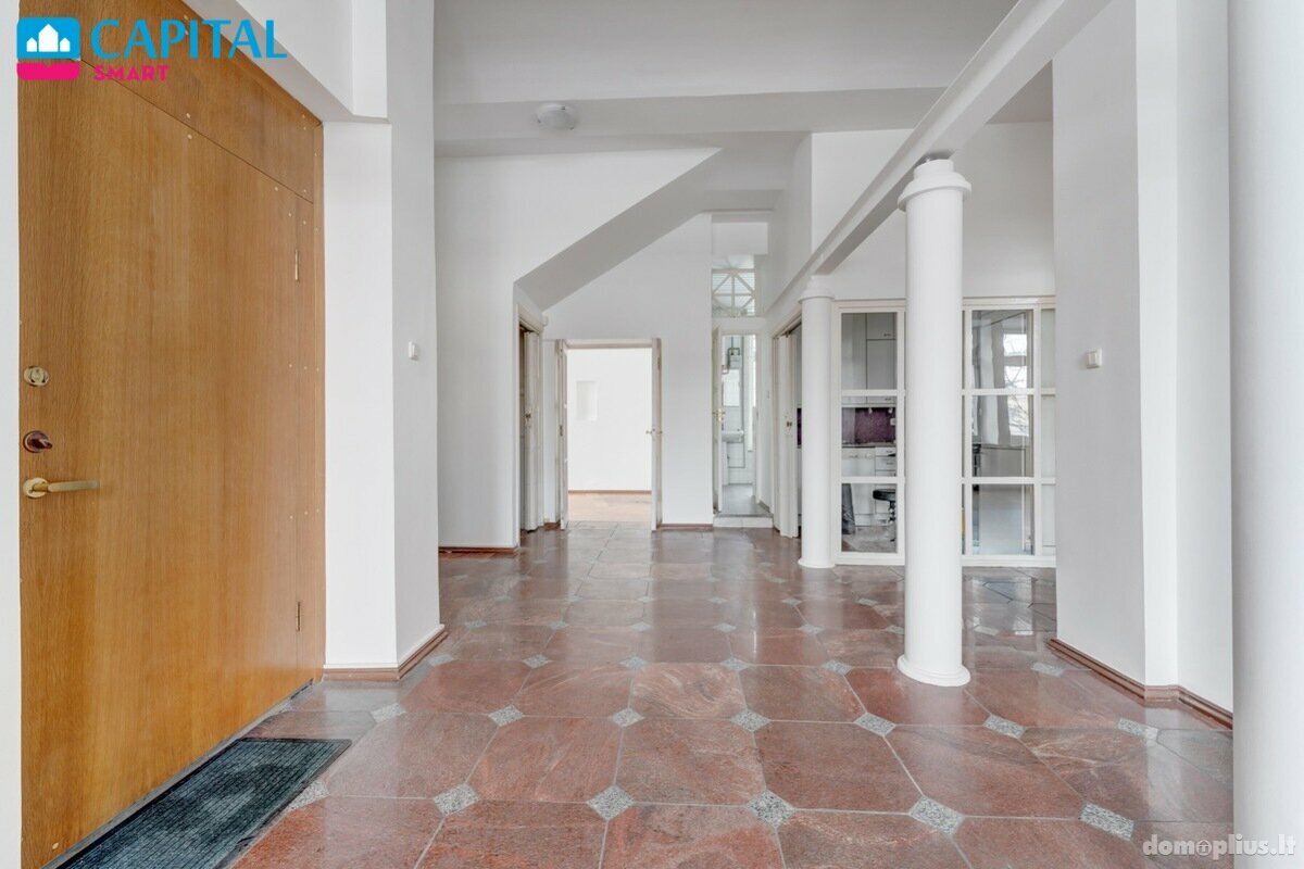 4 rooms apartment for sell Vilniuje, Senamiestyje, J. Tumo-Vaižganto g.