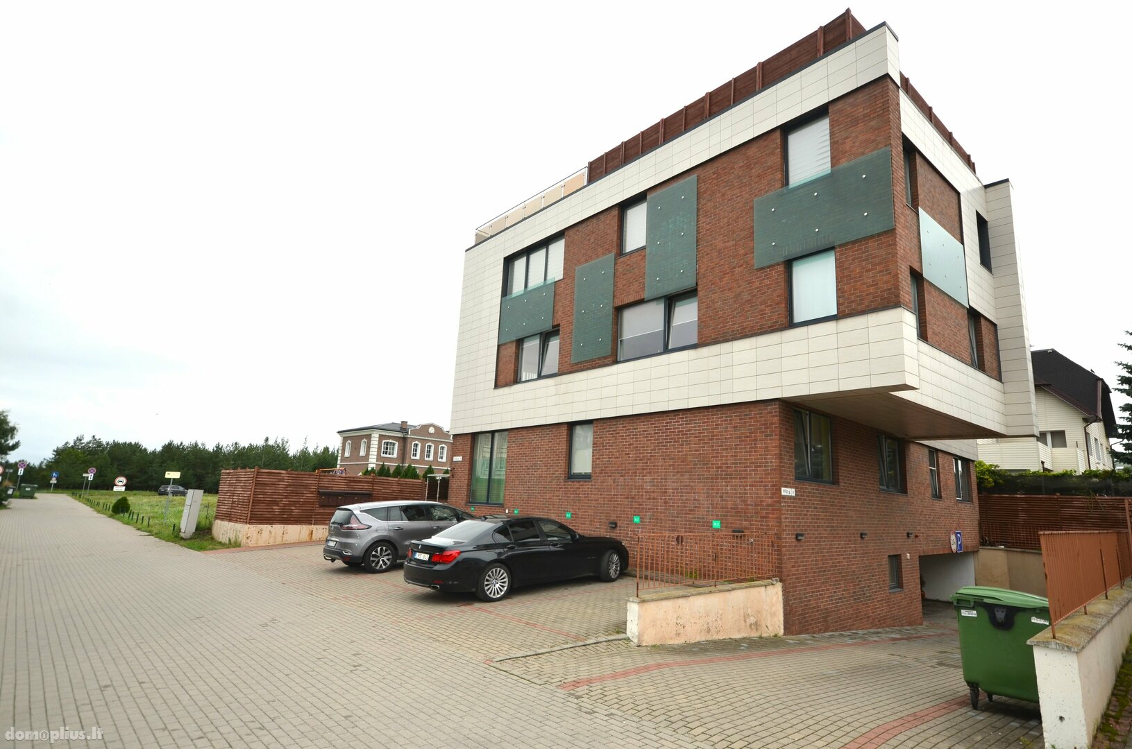 Продается 4 комнатная квартира Klaipėdoje, Melnragėje, Otų g.