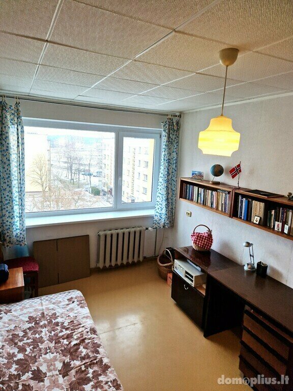Продается 2 комнатная квартира Utenos rajono sav., Utenoje, Vaižganto g.