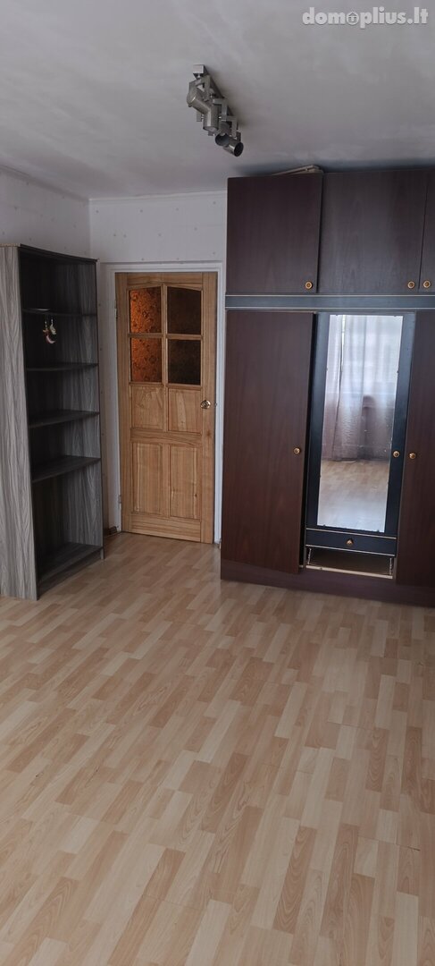 Parduodamas 3 kambarių butas Panevėžyje, Kniaudiškiuose, Kniaudiškių g.