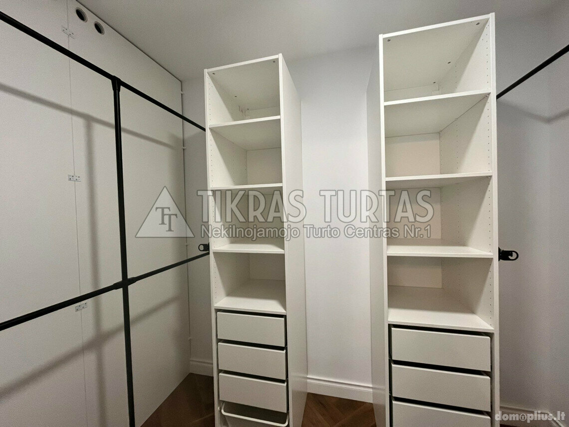 3 rooms apartment for sell Klaipėdoje, Centre, S. Daukanto g.