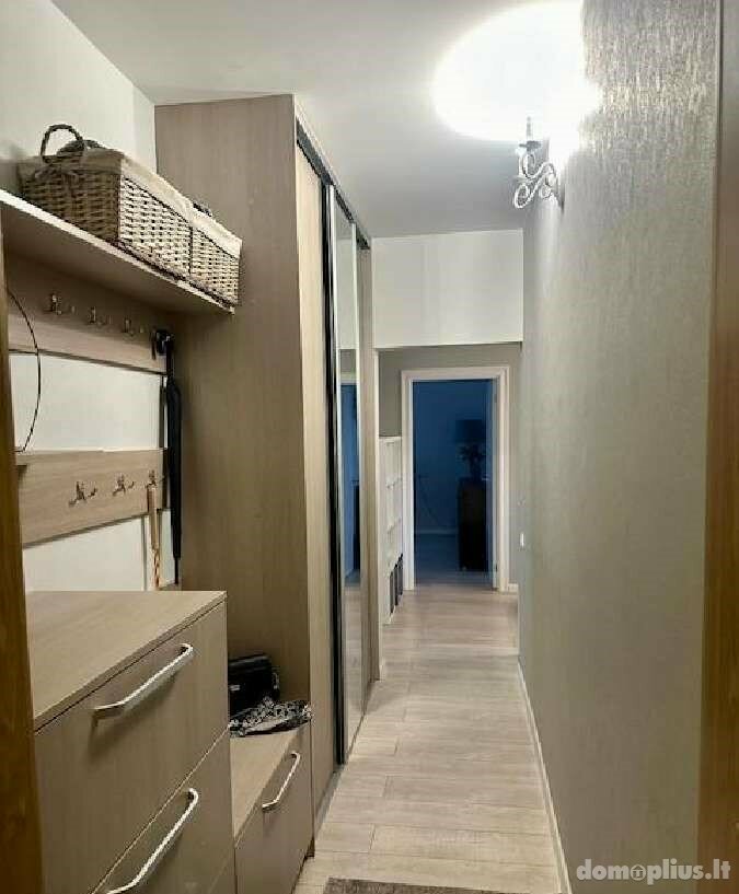 Продается 4 комнатная квартира Klaipėdoje, Bandužiuose, Vaidaugų g.