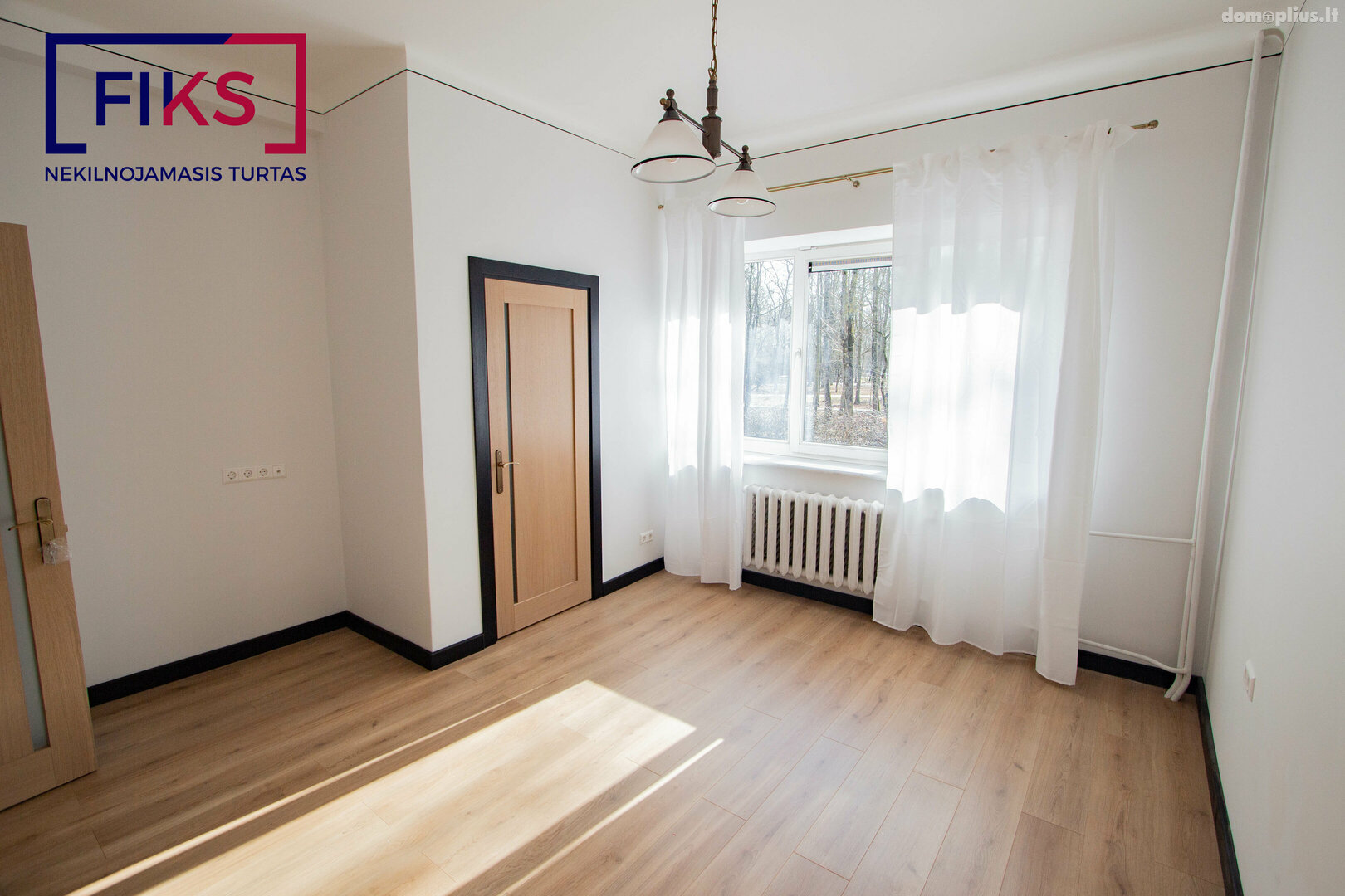 3 rooms apartment for rent Kaune, Žaliakalnyje, Vydūno al.