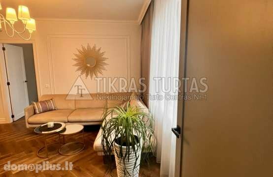 Parduodamas 3 kambarių butas Klaipėdoje, Centre, S. Daukanto g.