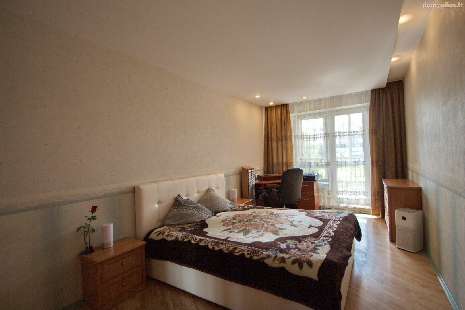 Продается 3 комнатная квартира Vilniuje, Pašilaičiuose, Ukmergės g.