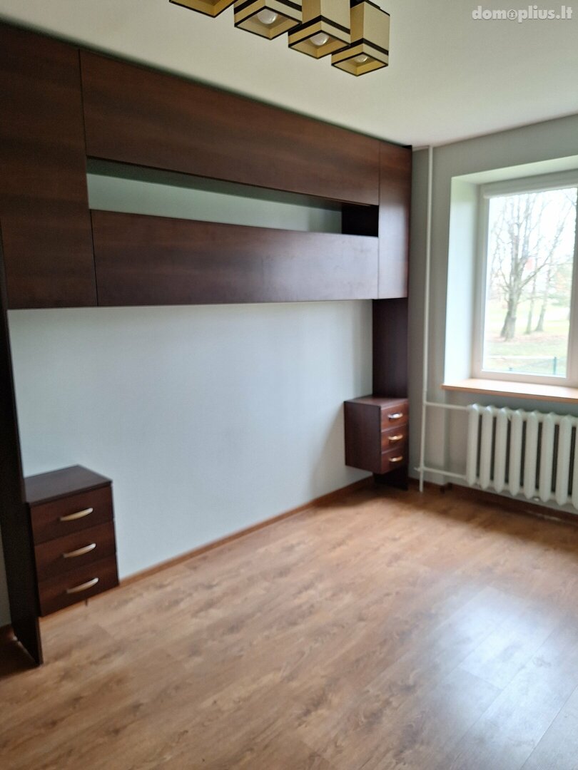 Parduodamas 4 kambarių butas Klaipėdoje, Baltijos, Baltijos pr.