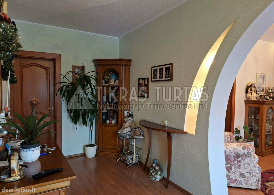 Продается 4 комнатная квартира Klaipėdoje, Varpuose, Liubeko g.