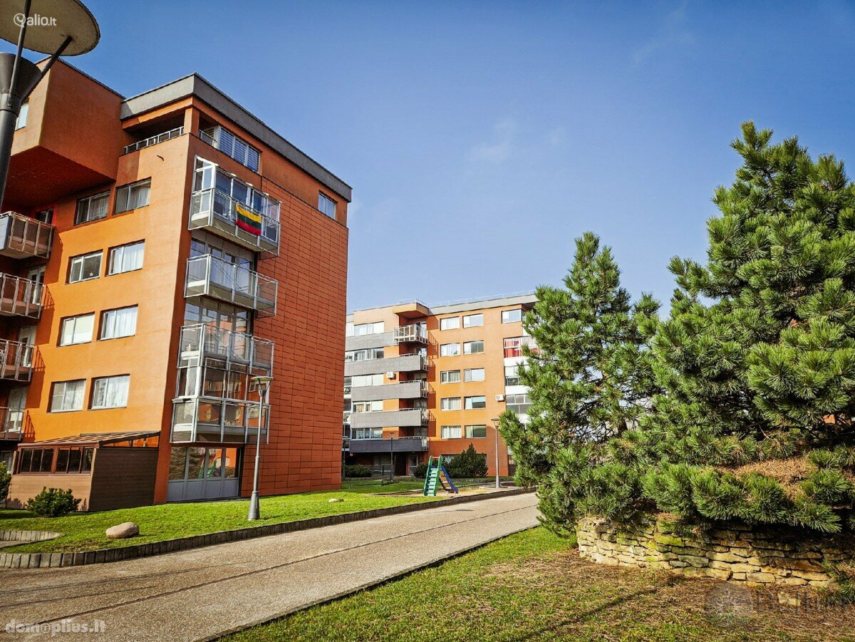Продается 1 комнатная квартира Klaipėdoje, Vėtrungėje, Birutės g.