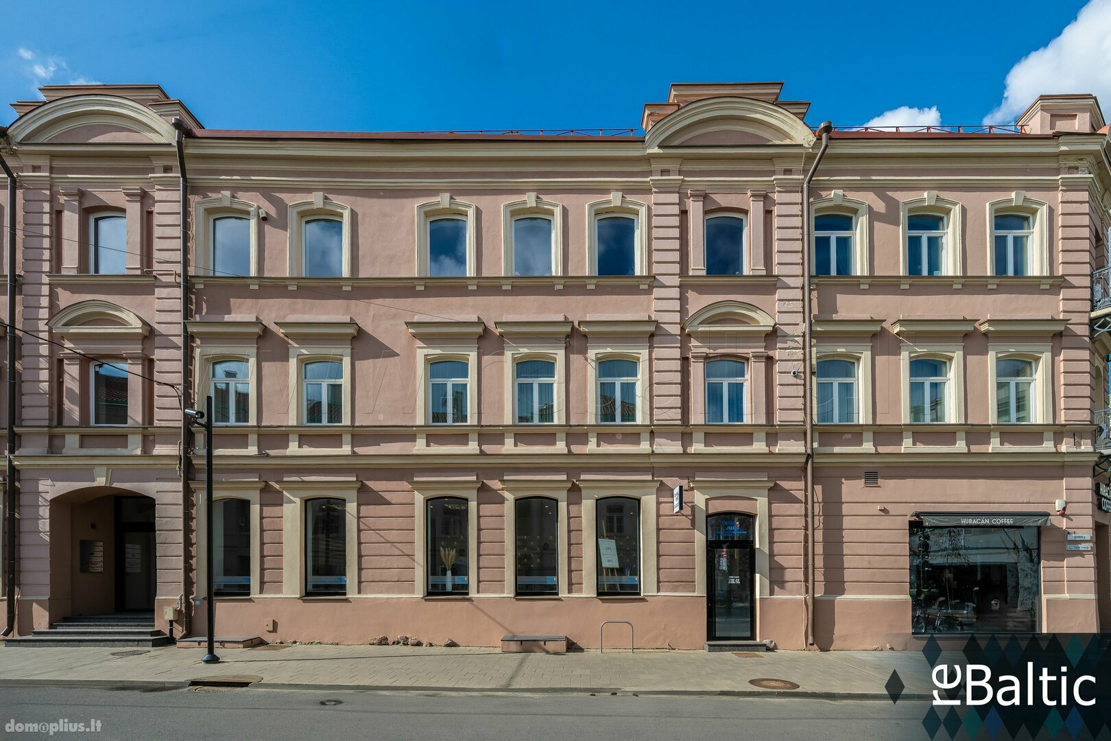 3 rooms apartment for sell Vilniuje, Senamiestyje, Gedimino pr.