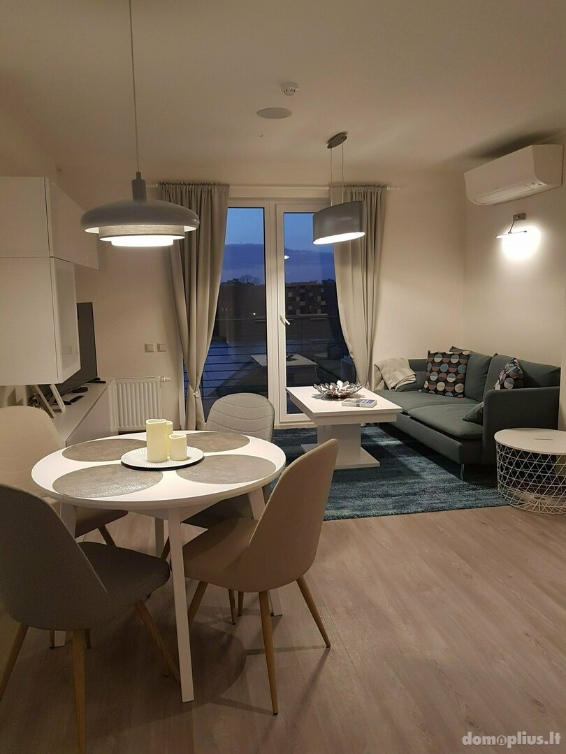 3 rooms apartment for sell Klaipėdoje, Centre, Bangų g.