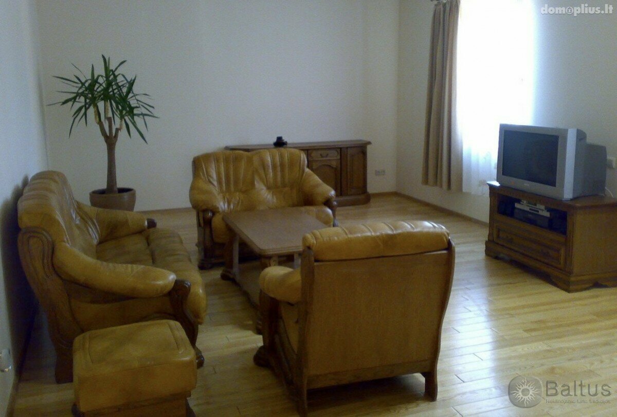 4 rooms apartment for sell Klaipėdoje, Senamiestyje, Turgaus g.