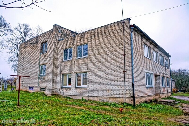 Продается 3 комнатная квартира Ignalinos rajono sav., Kazokinėje, Dvaro g.