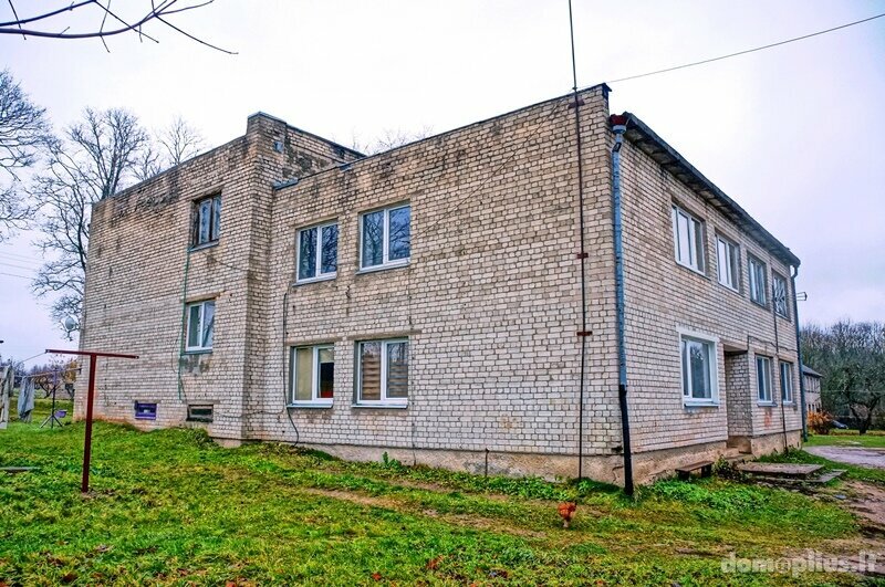 Parduodamas 3 kambarių butas Ignalinos rajono sav., Kazokinėje, Dvaro g.