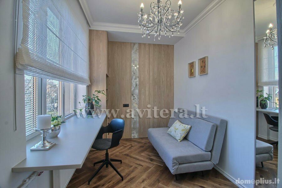 3 rooms apartment for sell Klaipėdoje, Senamiestyje, S. Daukanto g.