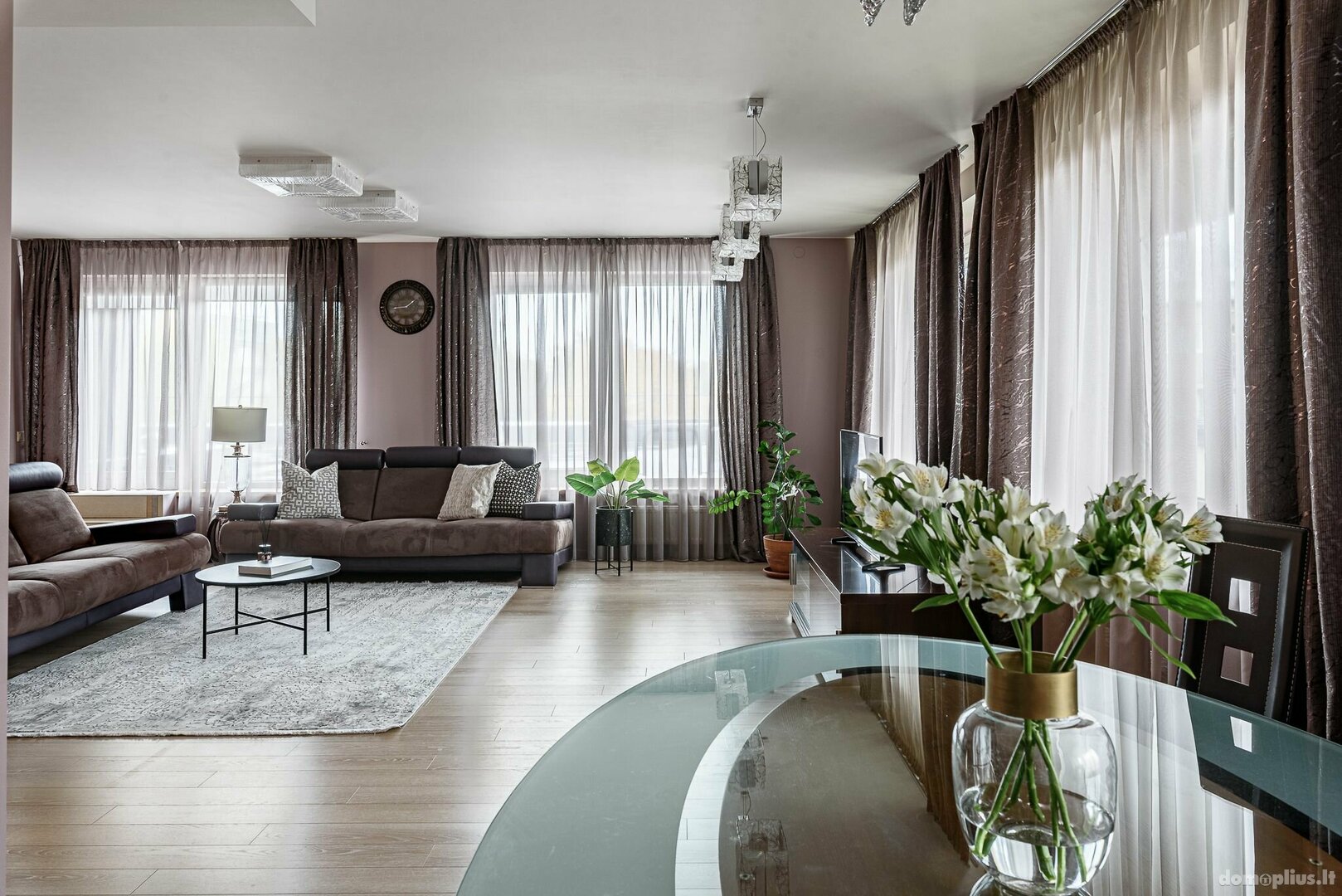 Продается 5 комнатная квартира Vilniuje, Šnipiškėse, Sporto g.