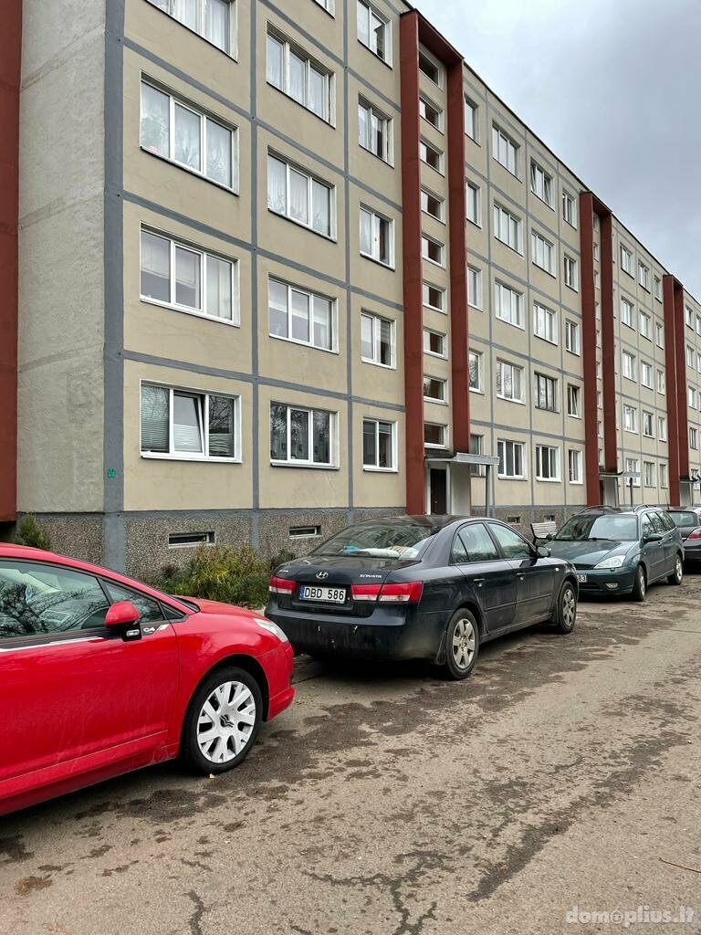 Продается 2 комнатная квартира Vilniuje, Žirmūnuose, Žirmūnų g.
