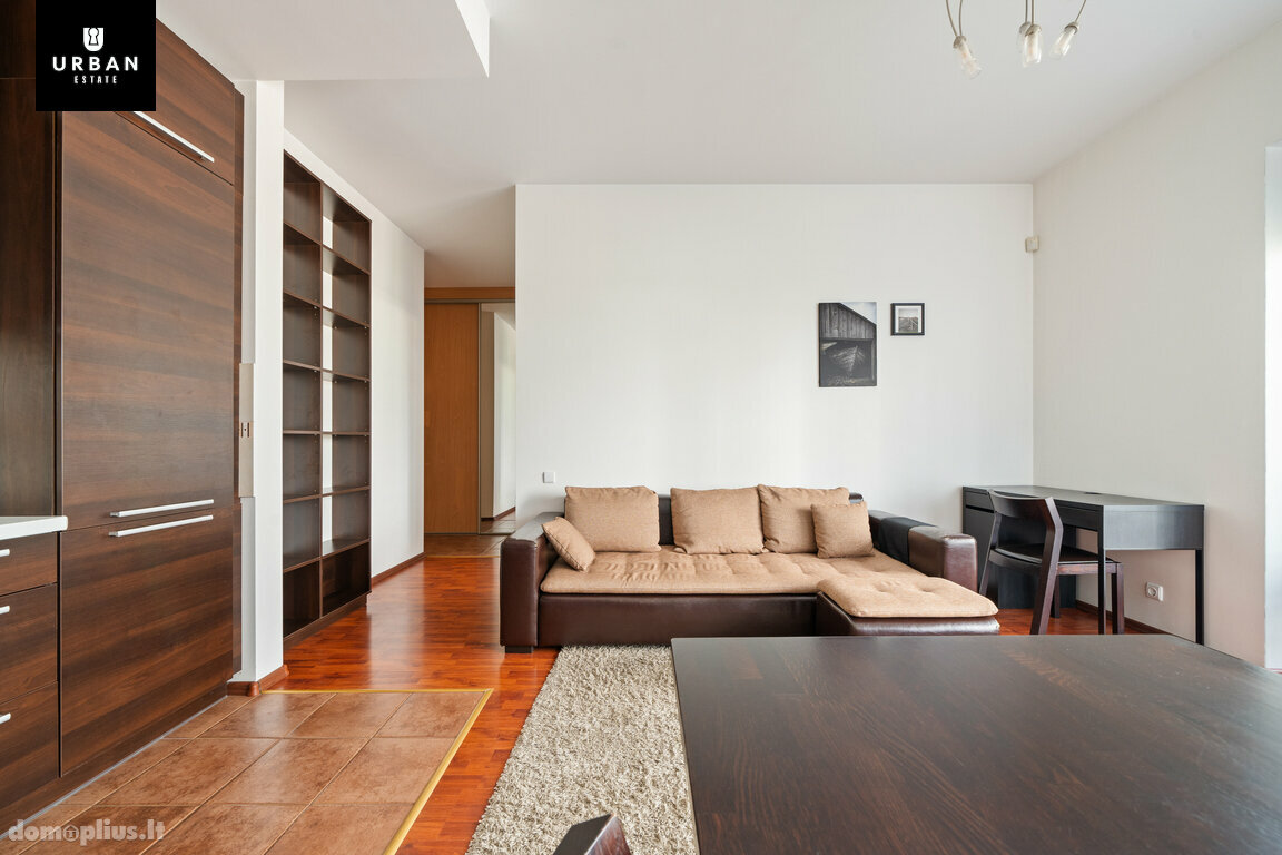 Продается 2 комнатная квартира Vilniuje, Pilaitėje, Priegliaus g.