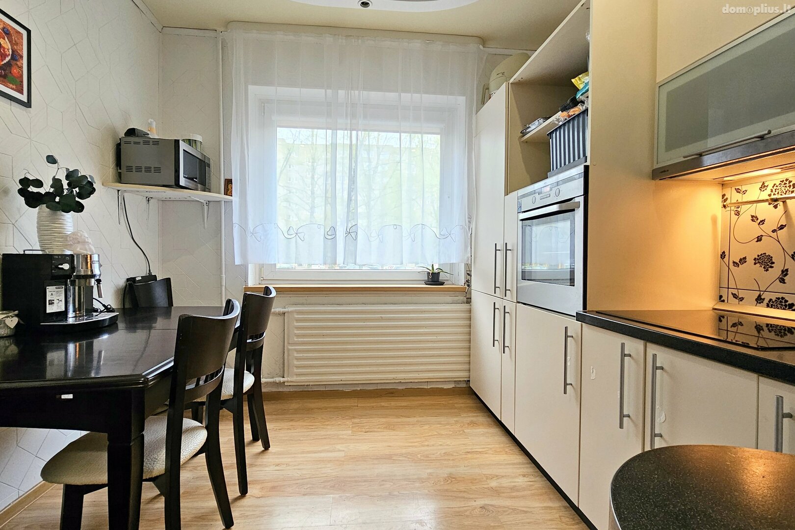 Продается 3 комнатная квартира Vilniuje, Šeškinėje, Musninkų g.