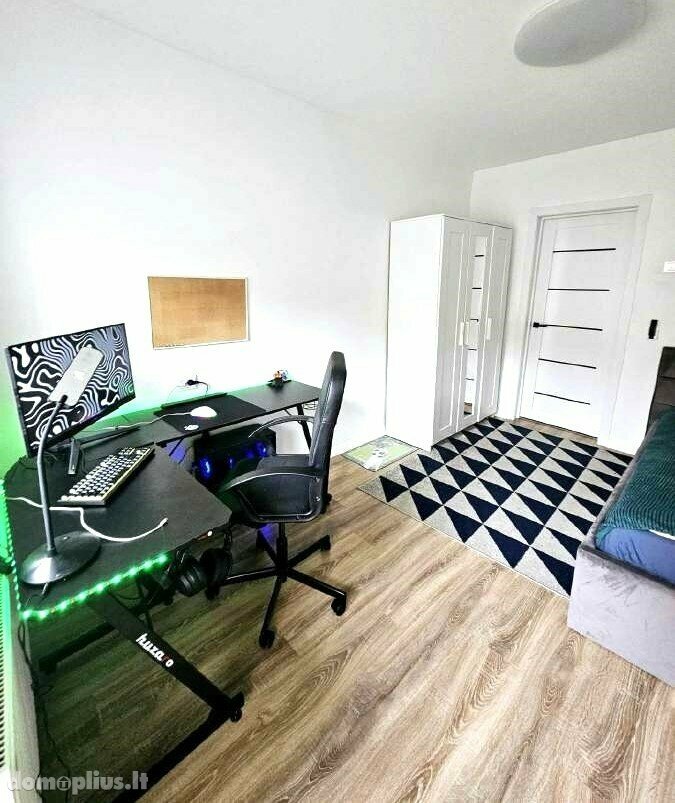 4 rooms apartment for sell Klaipėdoje, Laukininkuose, Laukininkų g.