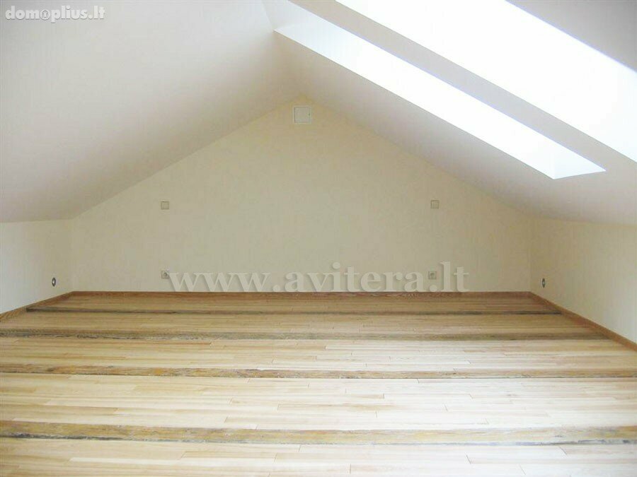 4 rooms apartment for sell Klaipėdoje, Senamiestyje, Turgaus g.