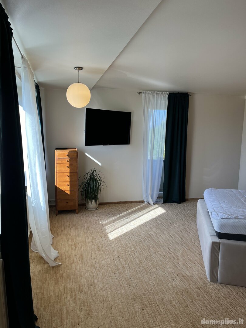3 rooms apartment for rent Šiauliuose, Lieporiuose, Skalvių g.