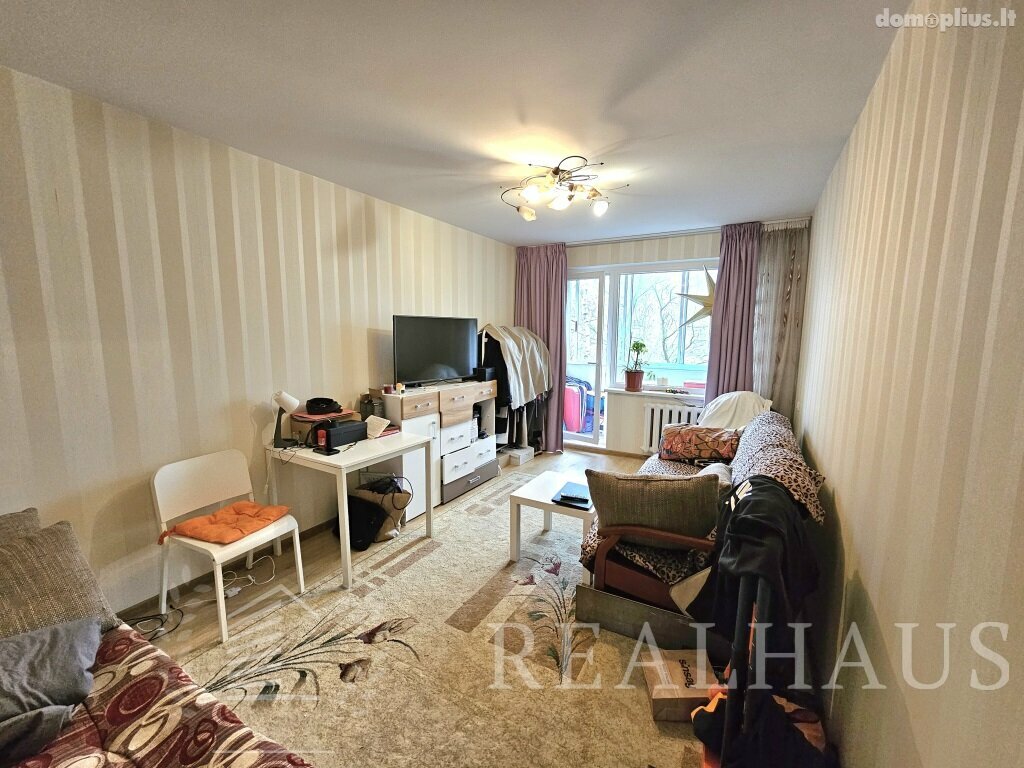2 rooms apartment for sell Vilniuje, Karoliniškėse, Dariaus Gerbutavičiaus g.