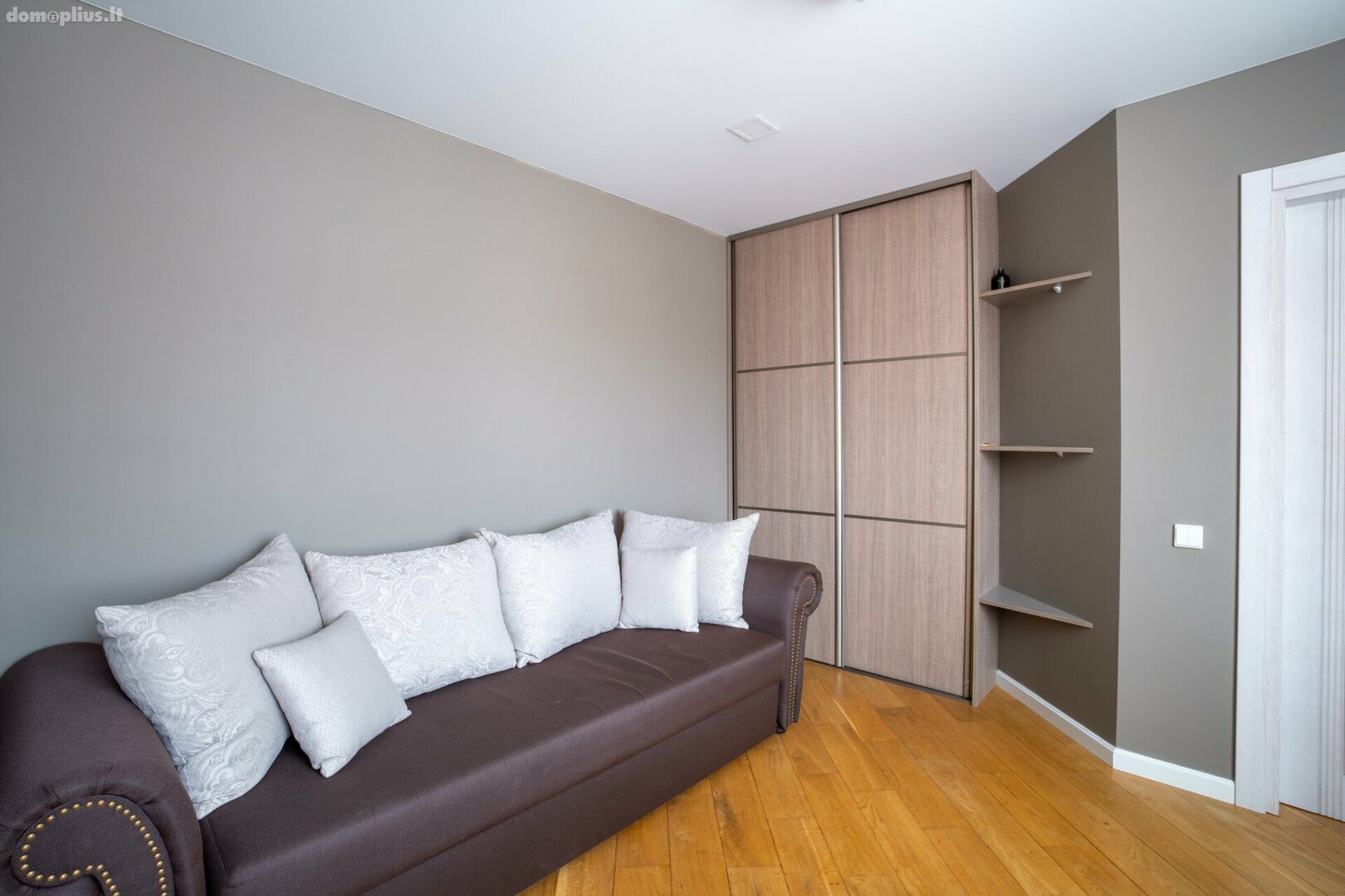 3 rooms apartment for sell Klaipėdoje, Centre, Ramioji g.